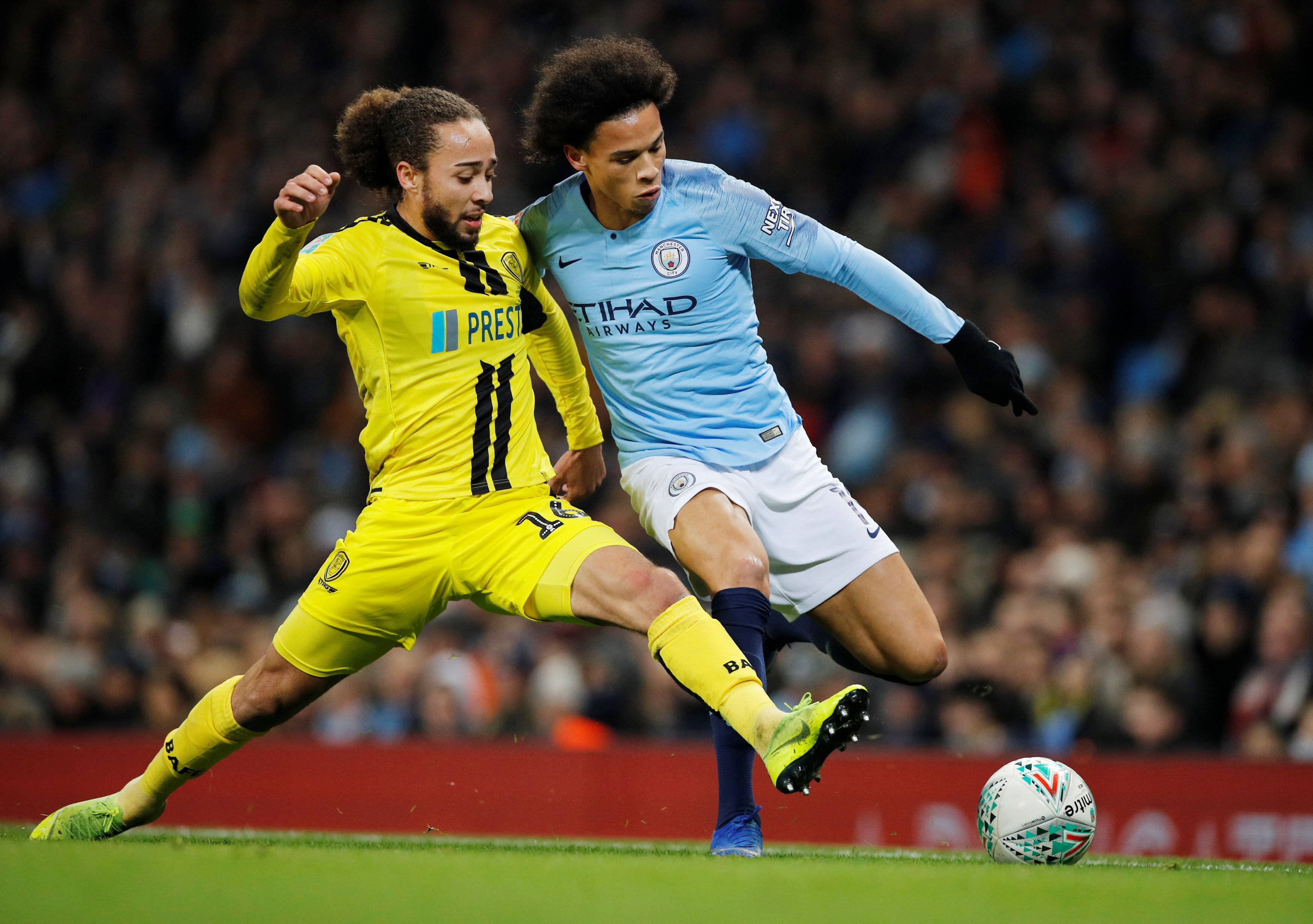 爱游戏体育APP下载包含比利亚雷亚尔迎德甲关键赛，国际比赛日外线爆发，球迷炸锅，轮换策略成焦点的词条